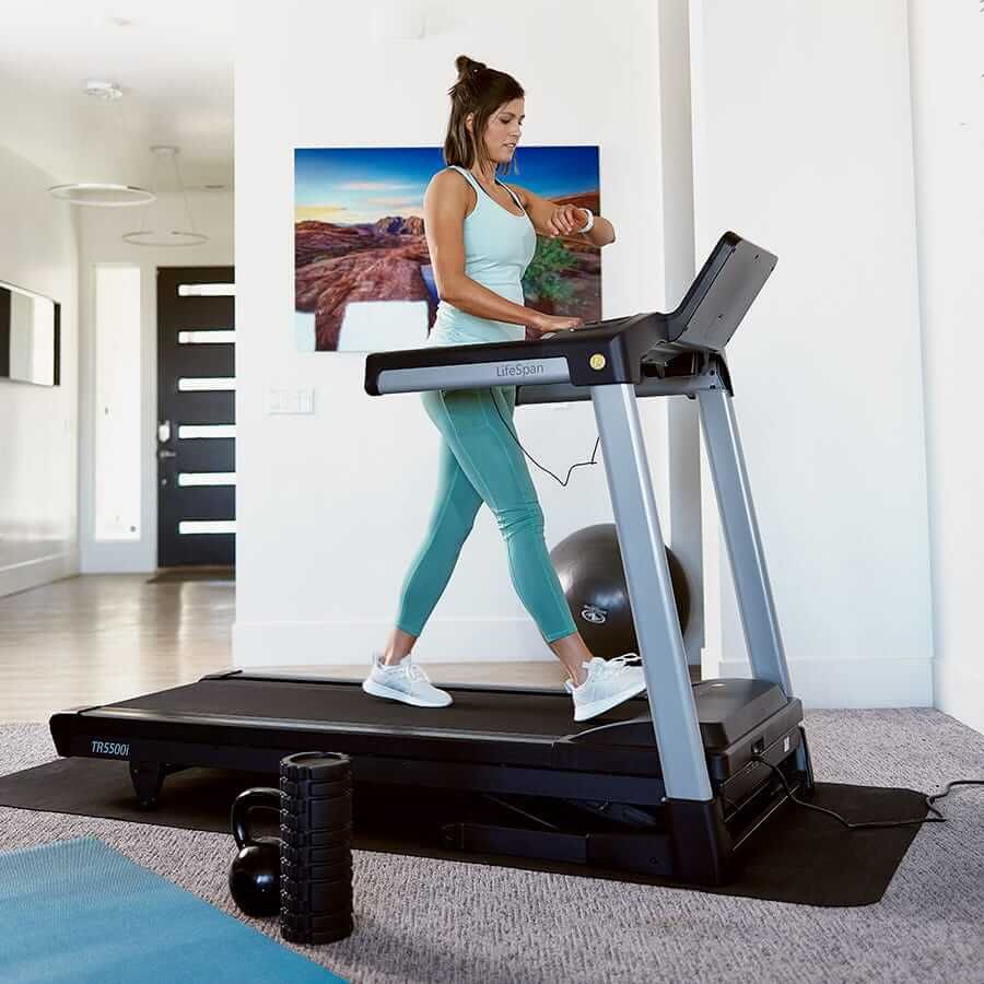 You are currently viewing Maximizing Fitness: Unveiling the Power of Treadmills