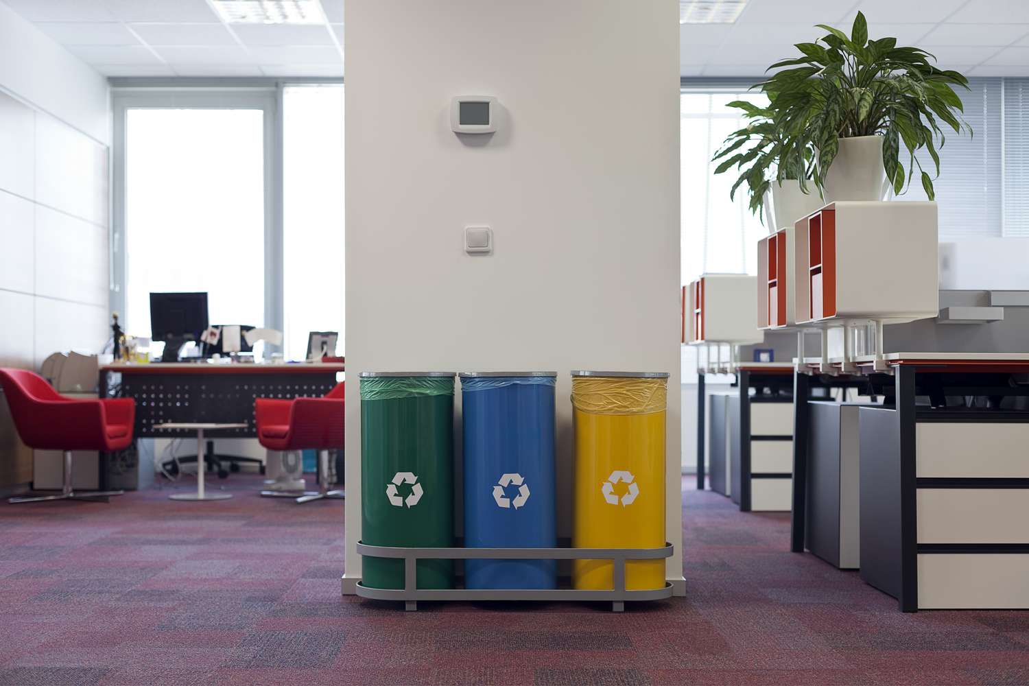You are currently viewing The Ultimate Guide to Bins for the Office: Advantages, Features, Types, and More!