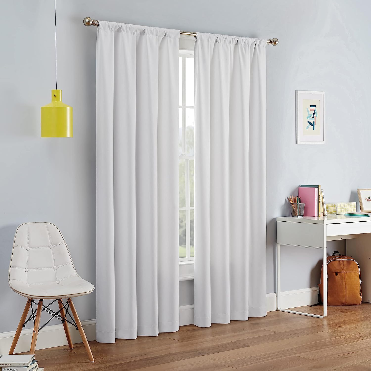 Read more about the article How to Choose Curtains for Your Home: A Comprehensive Guide